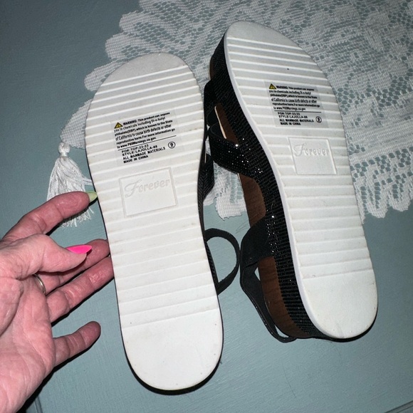 Sandles - Picture 5 of 5